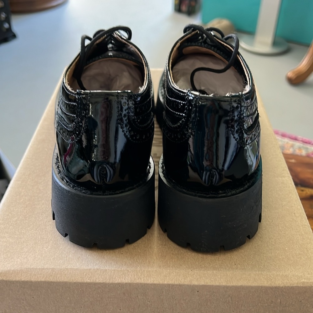 NEW Steve Madden Lance Black Patent Wingtip Oxford, 8.5 - Picture 4 of 7